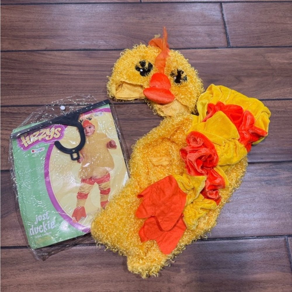 FUZZYS Just Duckie infant Halloween fury duck costume size 12-18 M
